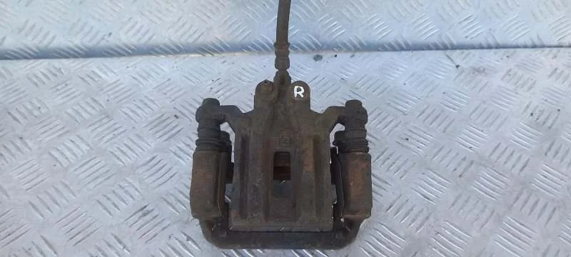 Суппорт задний правый Nissan Pathfinder (R51M) 2004-2013 2007 44011EB30A ВНЕДОРОЖНИК 2.5 D YD25DDTI