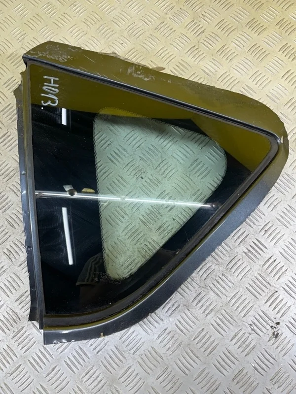 Стекло кузовное боковое левое Toyota Rav 4 (XA30) (2005-2014) 2006 6272042300 2.2 D 2ADFTV