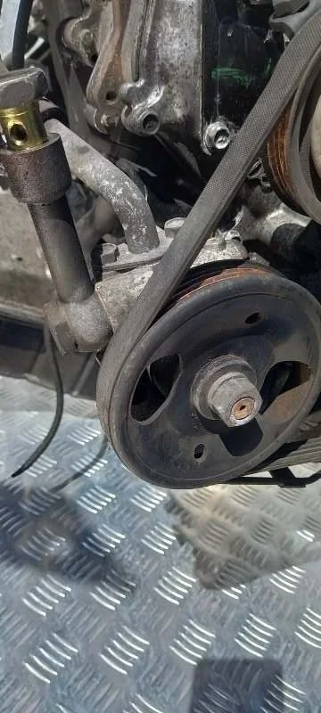 Насос гидроусилителя руля Nissan Pathfinder (R51M) 2004-2013 2006 49110EB300 ВНЕДОРОЖНИК 2.5 D YD25DDTI