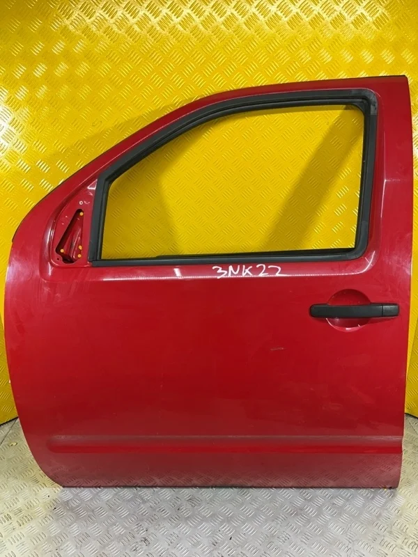 Дверь передняя левая Nissan Navara (D40) 2004-2015 2011 H01015X0MB 2.5 D YD25DDTI