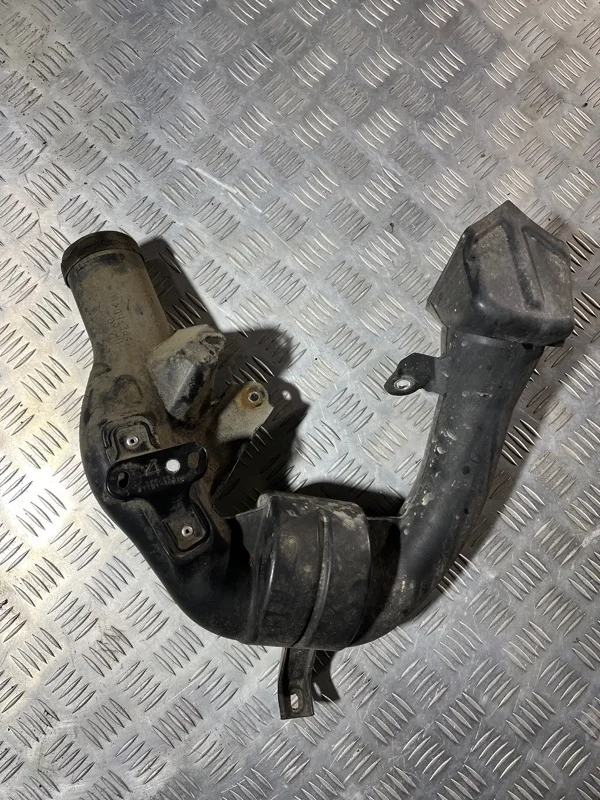 Патрубок воздушного фильтра Toyota Rav 4 (Ca40) (2012-2019) 2014 1775126070 ВНЕДОРОЖНИК 2.2 D