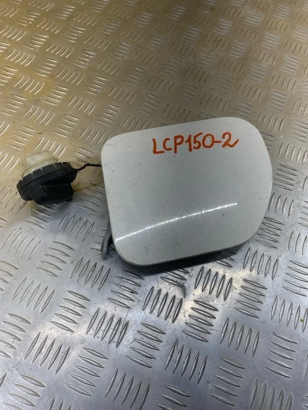 Лючок топливного бака Toyota Land Cruiser Prado 150 (2009-2023) 2018 7735060100 2.8 D 1GDFTV