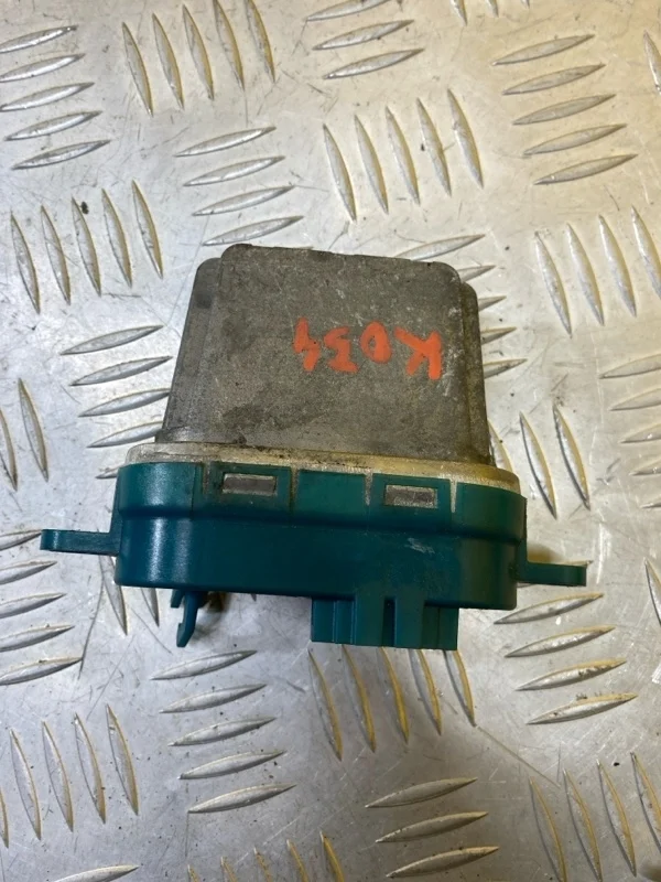 Сопротивление печки Volkswagen Amarok (2010-2016) 2011 52420686 ПИКАП 2.0 D CDCA