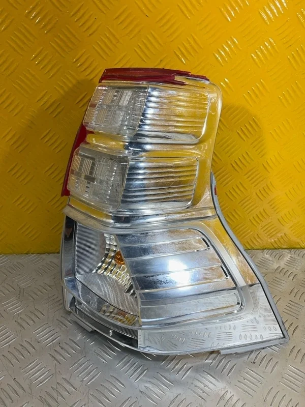 Фонарь задний правый Toyota Land Cruiser Prado 150 (2009-2023) 2012 8159160270 ВНЕДОРОЖНИК 3.0 D 1KDFTV