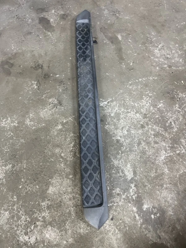 Подножка Nissan Pathfinder (R51M) 2004-2013 2005 96101EA500 ВНЕДОРОЖНИК 2.5 D YD25