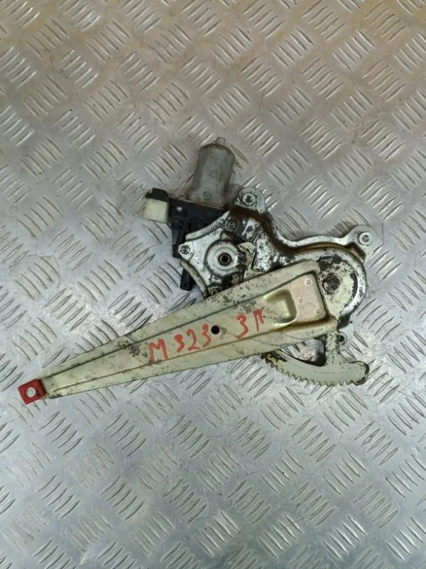 Стеклоподъемник электр. задний правый Mitsubishi L200 (2006-2015) 2008 MN182353 2.5 D 4D56