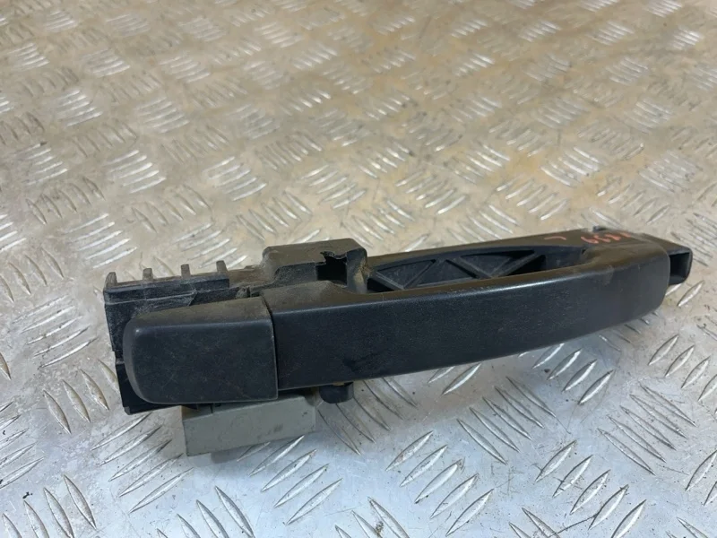 Ручка двери наружная задняя левая Nissan Navara (D40) 2004-2015 2010 80640EB100 2.5 D YD25DDTI