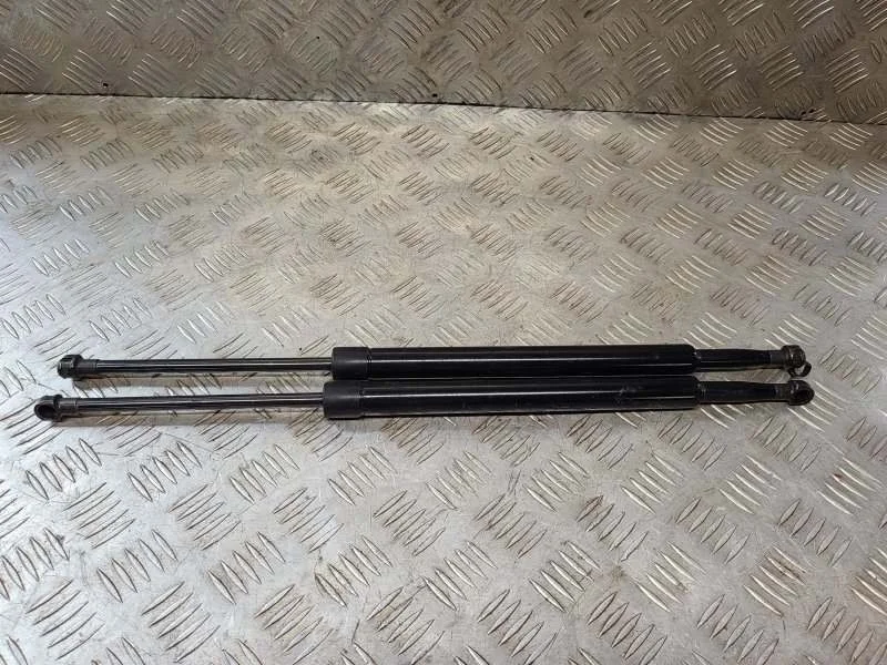 Амортизатор крышки багажника (3-5 двери) Nissan Pathfinder (R51M) 2004-2013 2007 90450EB31A ВНЕДОРОЖНИК 2.5 D YD25DDTI