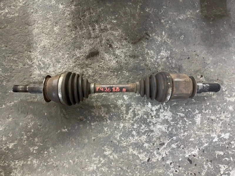 Полуось передняя правая (приводной вал, ШРУС) Nissan Navara (D40) 2004-2015 2007 39100EB300 2.5 D YD25DDTI