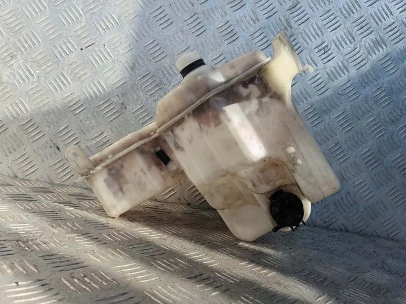Бачок омывателя Lexus GS 300 III (2004-2012) 2005 8535530040 СЕДАН 3.0 I 3GRFSE