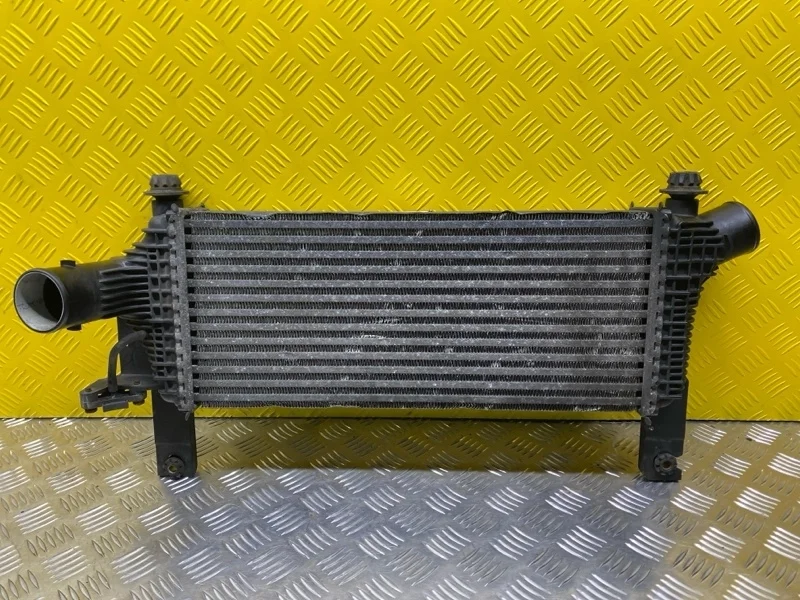 Интеркулер Nissan Navara (D40) 2004-2015 2010 144615X00A ПИКАП 2.5 D YD25DDTI