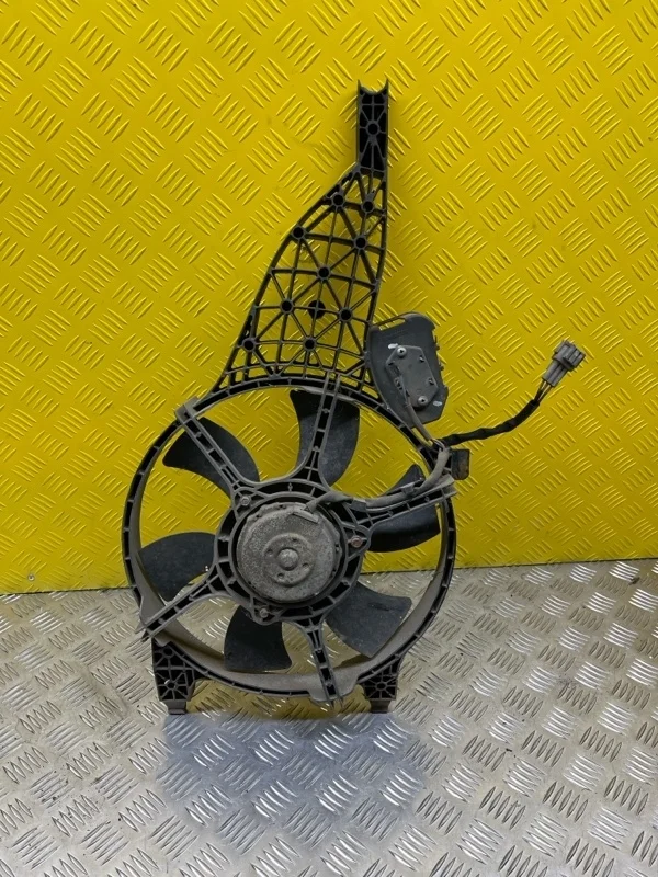 Вентилятор радиатора Nissan Navara (D40) 2004-2015 2007 92120EB400 ПИКАП 2.5 D YD25DDTI