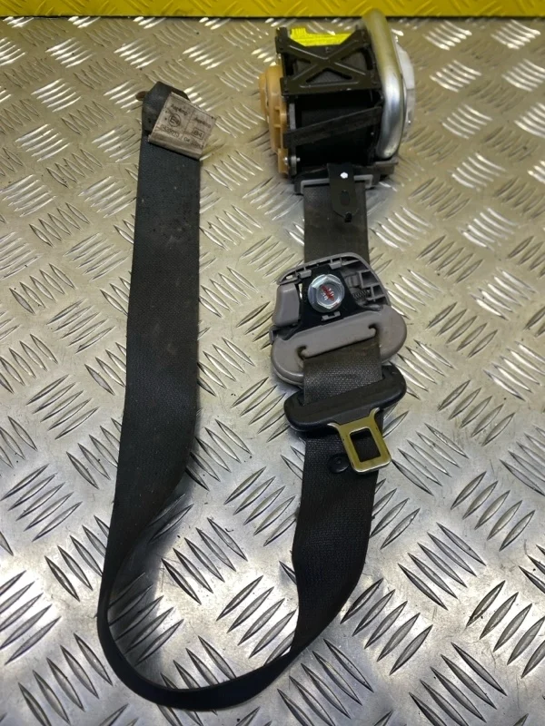 Ремень безопасности с пиропатроном Mitsubishi L200 (2006-2015) 2007 MN173443HC ПИКАП 2.5 D 4D56