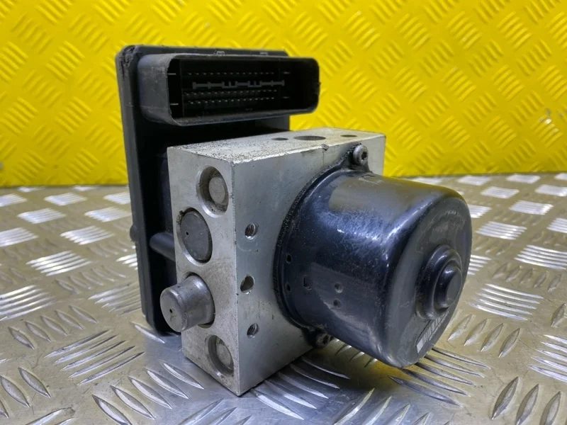 Блок ABS Nissan Navara (D40) 2004-2015 2008 47660EB33A 2.5 D YD25DDTI