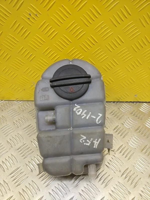 Бачок расширительный Audi A8 (D4) 2010-2014 2011 4G0121403G 2.0 I CHJA