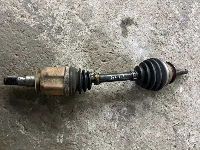 Полуось передняя левая (приводной вал, ШРУС) Nissan Navara (D40) 2004-2015 2012 39100EB300 ПИКАП 2.5 D YD25DDTI