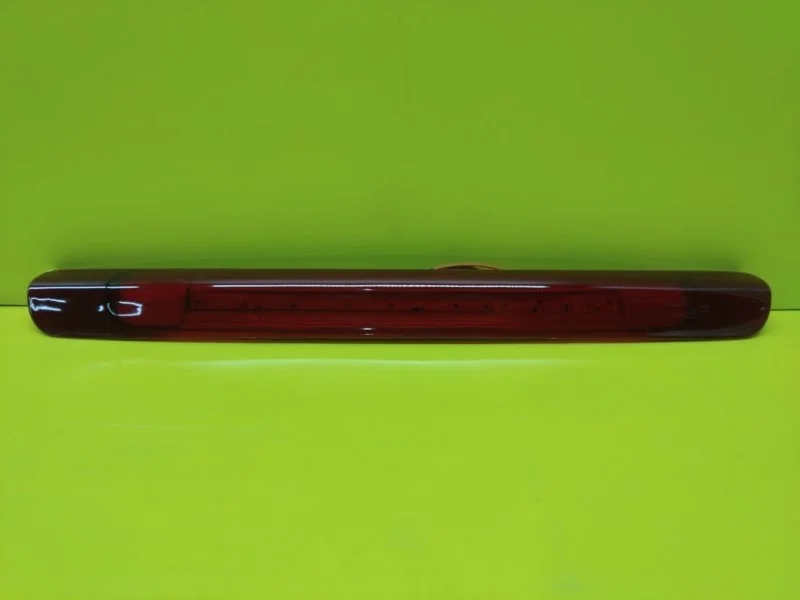 Фонарь задний (стоп сигнал) Toyota Land Cruiser (100) 1998-2007 2003 8157060060