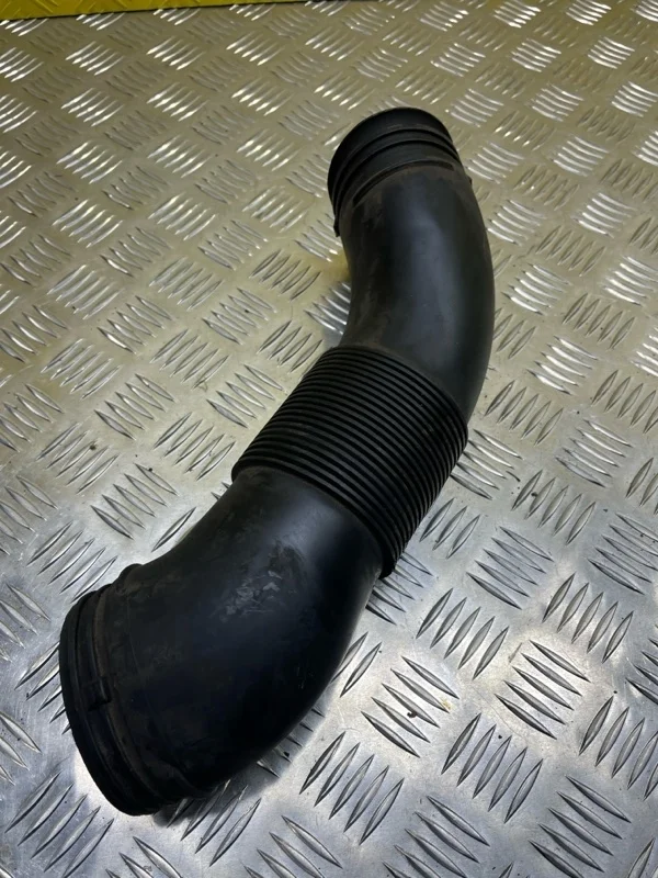 Патрубок воздушного фильтра Volkswagen Amarok (2010-2016) 2011 2H0129618 ПИКАП 2.0 D CDCA