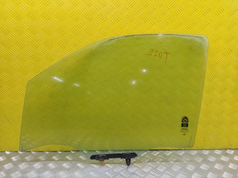 Стекло двери передней левой Nissan Navara (D40) 2004-2015 2007 80301EB310 ПИКАП 2.5 D YD25DDTI