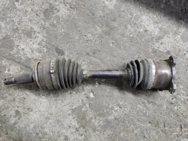 Полуось передняя правая (приводной вал, ШРУС) Mitsubishi L200 (2006-2015) 2011 3815A308