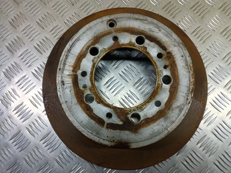 Диск тормозной задний Toyota Sequoia II 2008 - 2022 2013 424310C011 5.7 I 3URFE