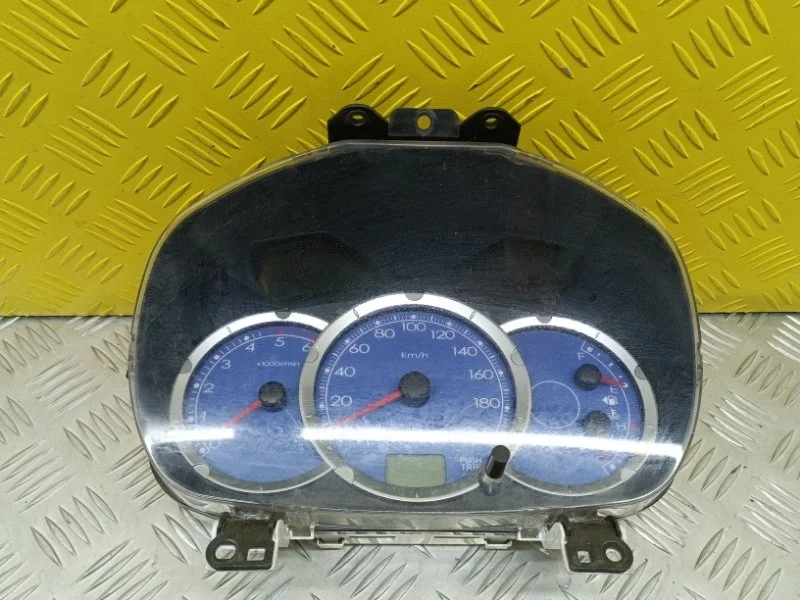 Щиток приборов (приборная панель) Mitsubishi L200 (2006-2015) 2012 8100B638 2.5 D 4D56