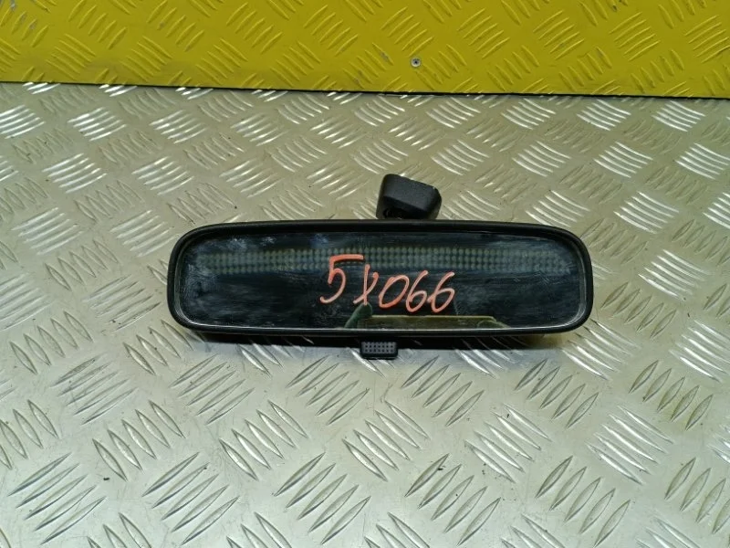 Зеркало салона Toyota Rav 4 (XA30) (2005-2014) 2006 8781052040 2.0 I 1AZFE