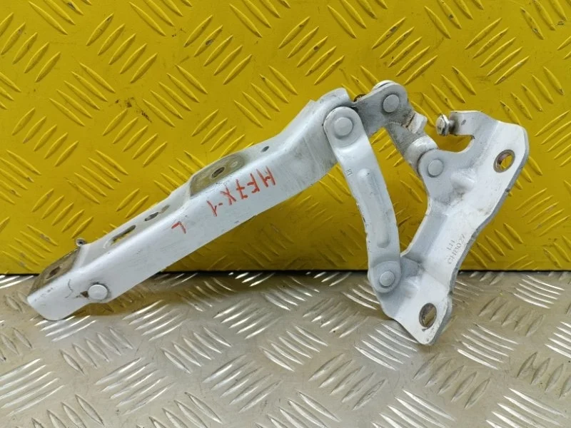 Петля капота Haval F7x (2019-н.в.) 2023 8402105XKQ00A 1.5 I GW4B15A, левая
