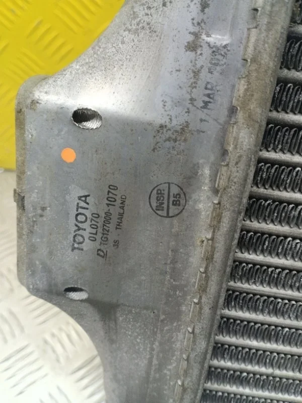 Интеркулер Toyota Hilux (2005-2015) 2015 179400L060 ПИКАП 2.5 D 2KDFTV
