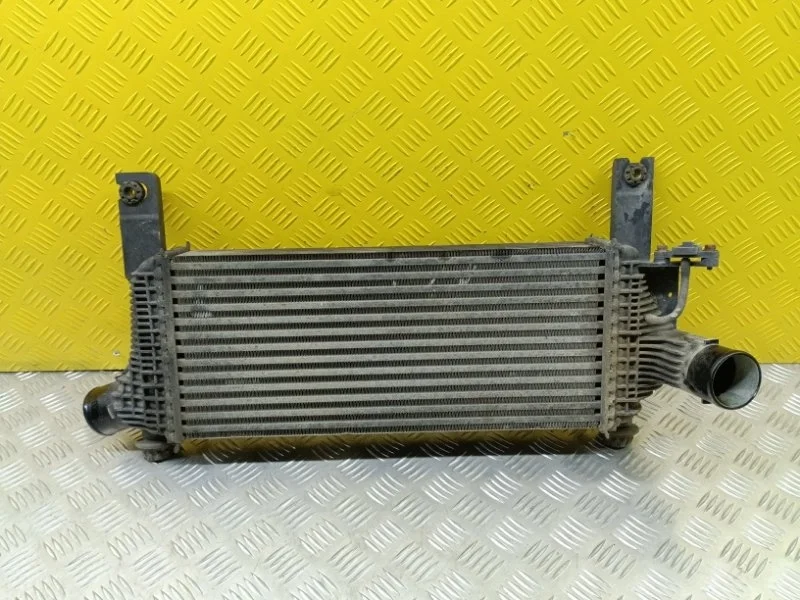 Интеркулер Nissan Pathfinder (R51M) 2004-2013 2010 144615X00A 2.5 D YD25DDTI