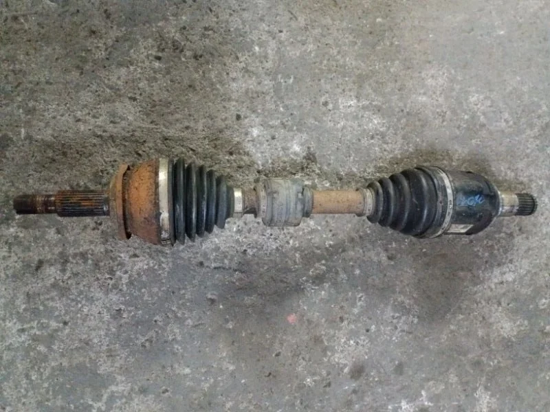 Полуось передняя левая (приводной вал, ШРУС) Toyota Rav 4 (CA40) (2012-2019) 2014 4342042200 2.0 D 1ADFTV