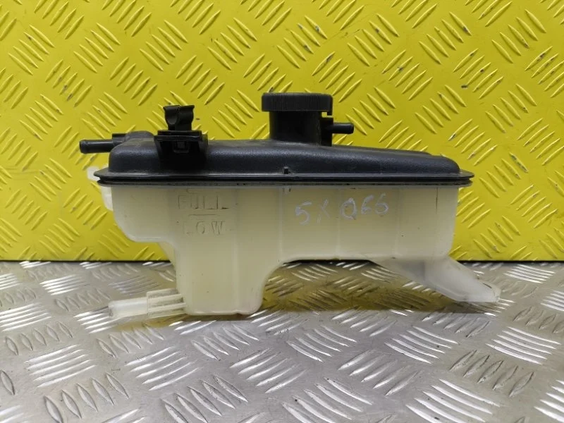 Бачок расширительный Toyota Rav 4 (XA30) (2005-2014) 2006 1647028110 2.0 I 1AZFE