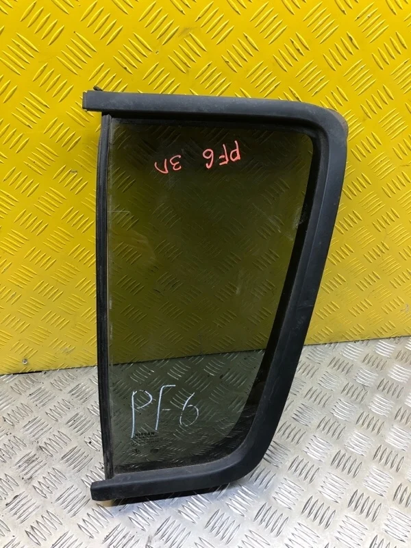 Стекло двери задней левой (форточка) Nissan Pathfinder (R51M) 2004-2013 2007 82263EB33A ВНЕДОРОЖНИК 2.5 D YD25DDTI