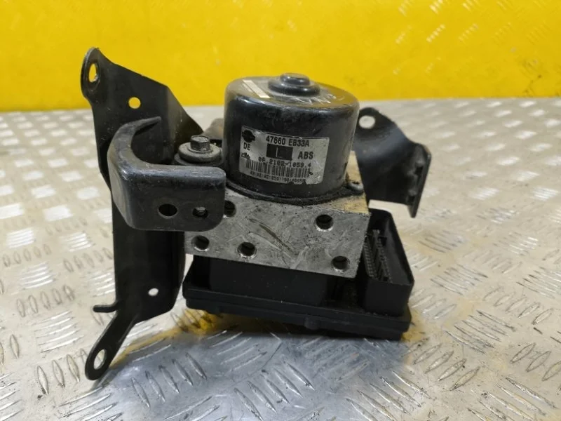 Блок ABS Nissan Navara (D40) 2004-2015 2008 47660EB33A 2.5 D YD25DDTI