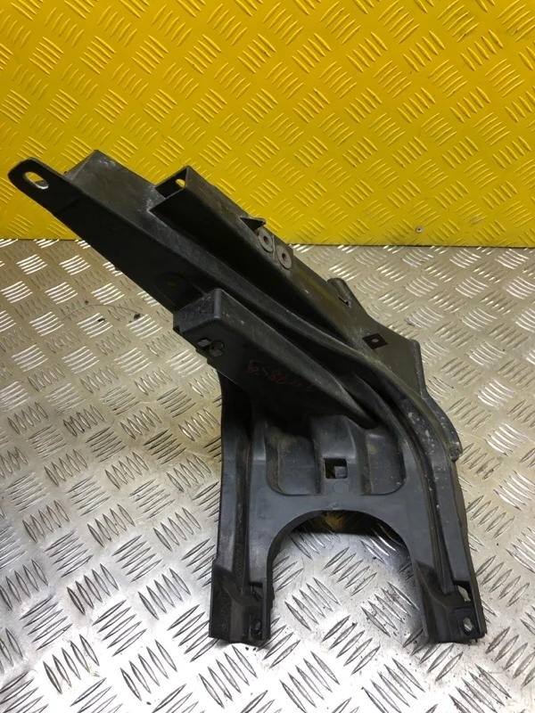 Кронштейн крепления крыла BMW X5 E70 (2006—2013) 2009 51127157983