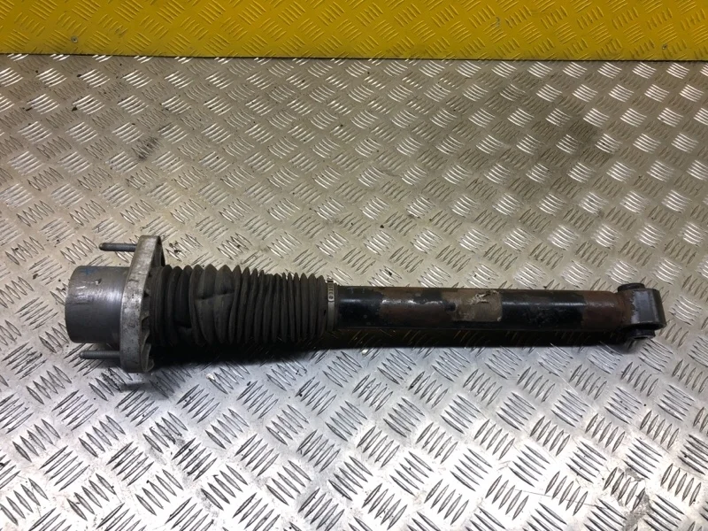 Амортизатор задний Land Rover Range Rover Sport II (2013-2022) 2016 LR045269 3.0 D SDV6