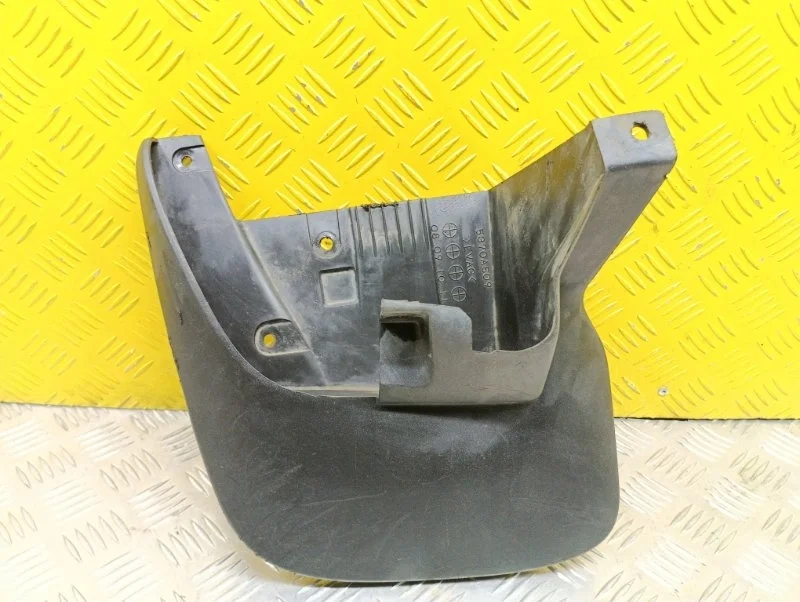 Брызговик передний левый Mitsubishi Pajero Sport II (2008-2017) 2008 5370A509 ВНЕДОРОЖНИК 3.2 D 4M41