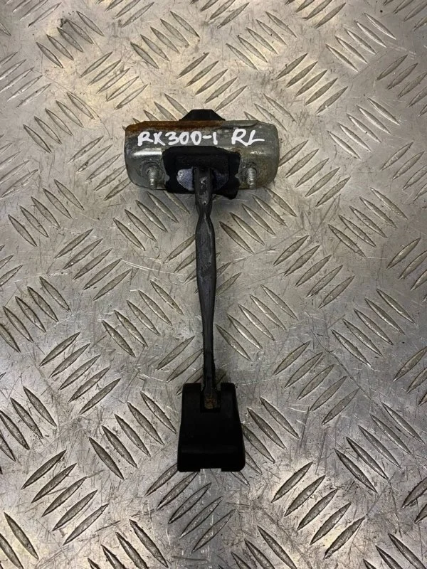 Ограничитель открывания двери Lexus Rx 300 (2003-2008) 2003 6864048020 ВНЕДОРОЖНИК 3.0 I 1MZFE