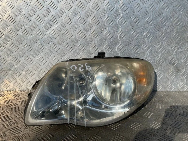 Фара левая Chrysler Voyager Iv (2000-2007) 2003 04857831AC МИНИВЭН 2.5 D CRD