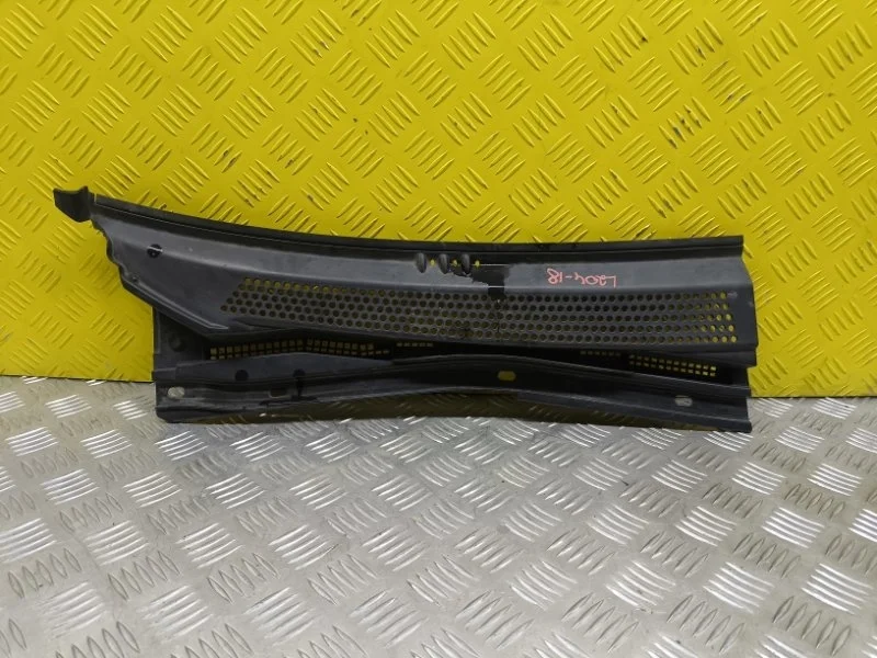 Дождевик Mitsubishi L200 (2006-2015) 2007 MN117710 ПИКАП 2.5 D 4D56