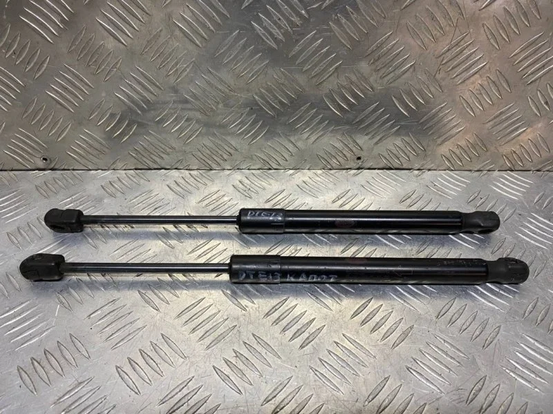 Амортизатор капота Land Rover Discovery Sport I (2014-Н.в) 2017 LR049207 ВНЕДОРОЖНИК 2.0 D 204DTD