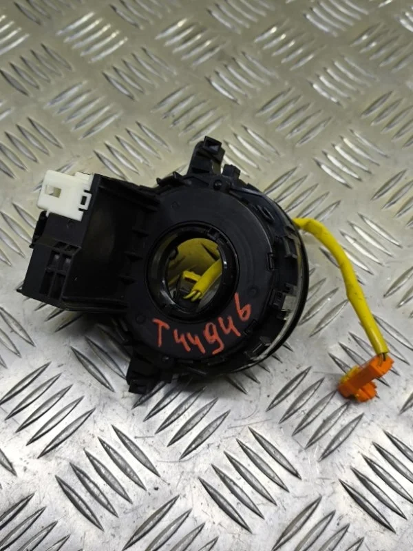 Шлейф руля Mitsubishi L200 (2015-2022) 2016 8651A174 ПИКАП 2.4 D 4N15