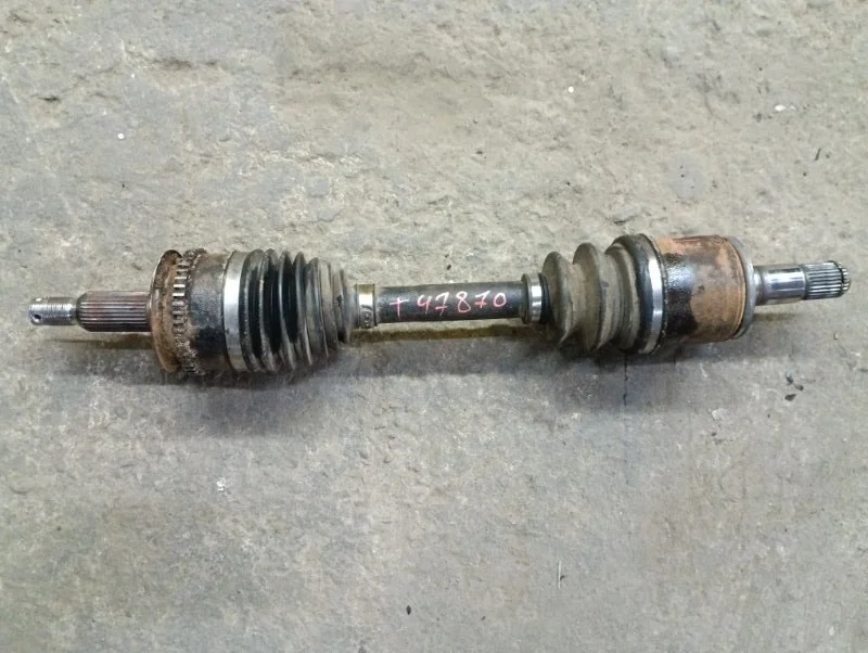 Полуось передняя левая (приводной вал, ШРУС) Mitsubishi L200 (2006-2015) 2011 3815A307 ПИКАП 2.5 D 4D56