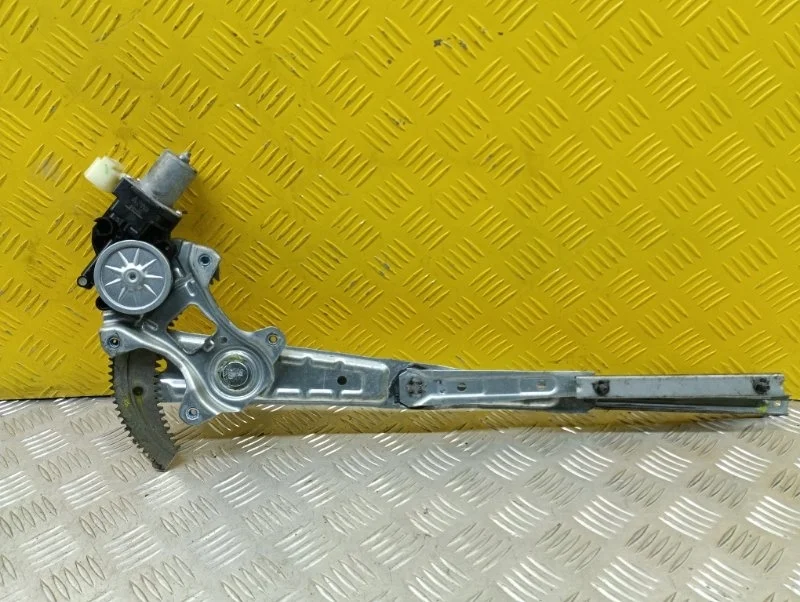 Стеклоподъемник электр. передний правый Mitsubishi Pajero Sport Iii (2015-Н.в.) 2016 5713A472 ВНЕДОРОЖНИК 2.4 D 4N15