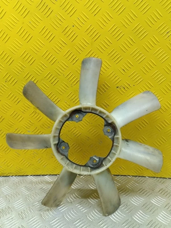 Крыльчатка вискомуфты Nissan Pathfinder (R51M) 2004-2013 2008 21060EB300 2.5 D YD25DDTI