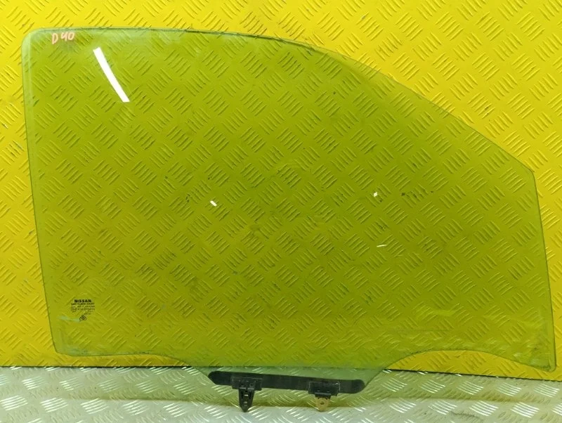 Стекло двери передней правой Nissan Navara (D40) 2004-2015 2010 80300EB310