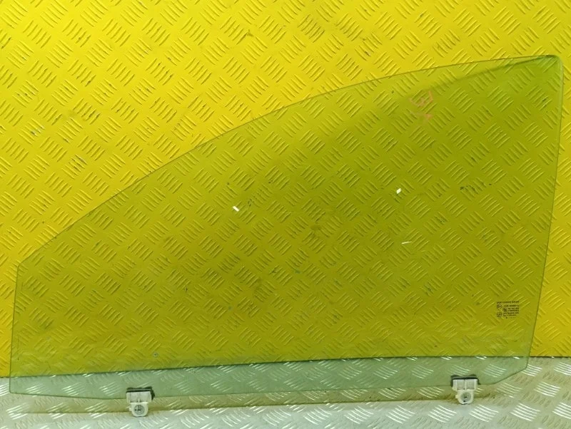 Стекло двери передней левой Mitsubishi L200 (2015-2022) 2018 5706A957