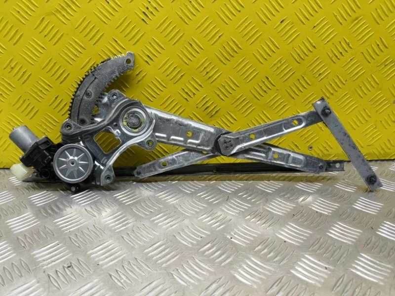 Стеклоподъемник электр. передний правый Mitsubishi L200 (2015-2022) 2016 5713A472 ПИКАП 2.4 D 4N15