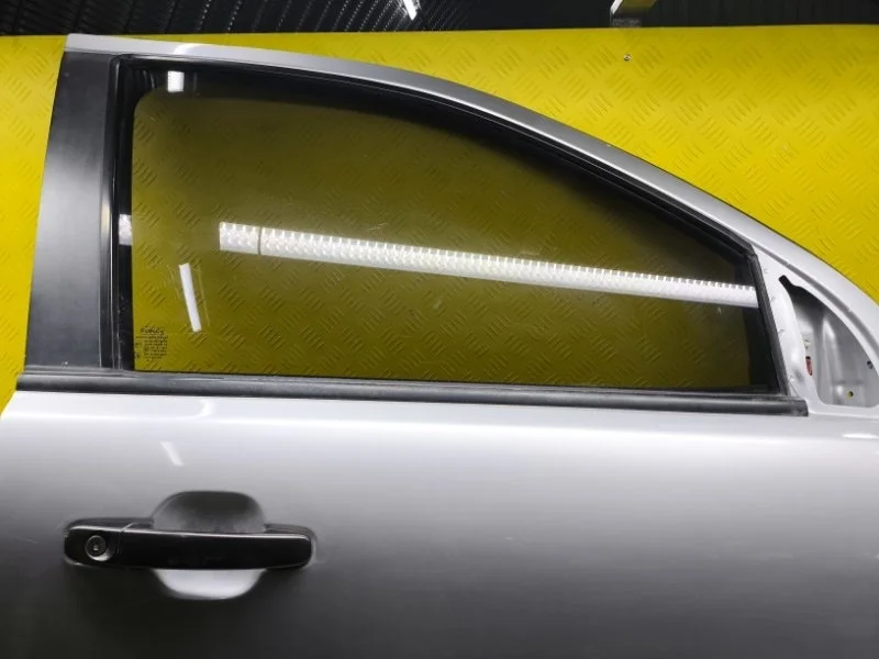 Стекло двери передней правой Ford Ranger Iii (2011-2019) 2015 1730050