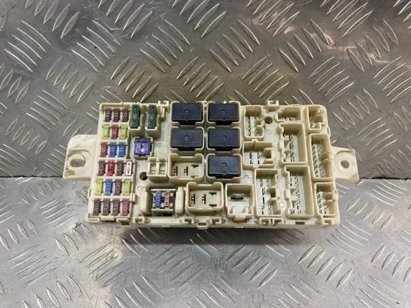 Блок комфорта Mitsubishi Pajero Sport II (2008-2017) 2011 8637A729 ВНЕДОРОЖНИК 2.5 D 4D56